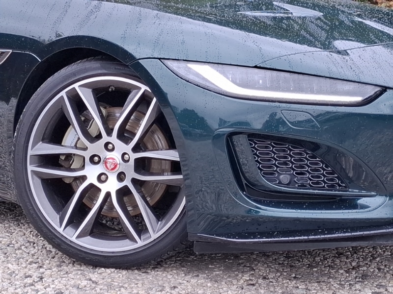 Used Jaguar F-Type 2021 for sale - 76408019: Photo 9