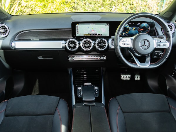 Used Mercedes-Benz GLB 2022 for sale - 76052921: Photo 2