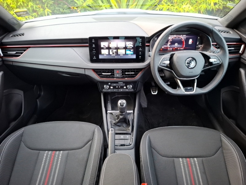 Used Skoda Kamiq 2024 for sale - 76533361: Photo 2