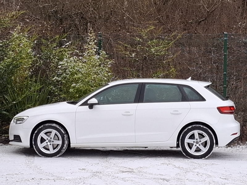 Used Audi A3 2017 for sale - 77142105: Photo 4