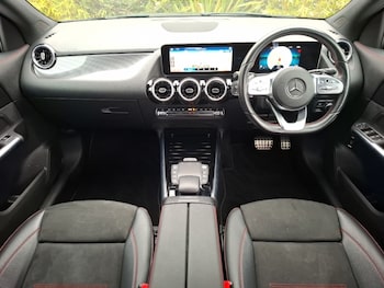 Used Mercedes-Benz GLA 2021 for sale - 77149959: Photo