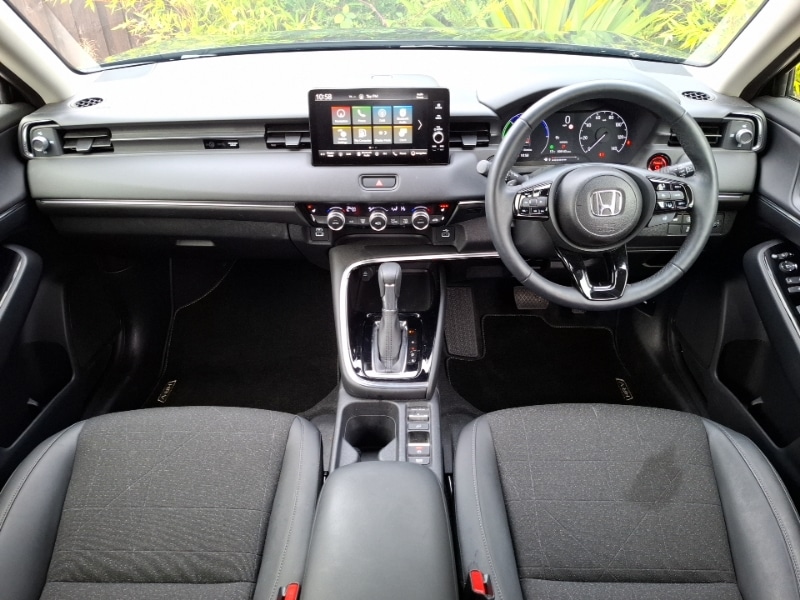 Used Honda HR-V 2024 for sale - 76301791: Photo 2