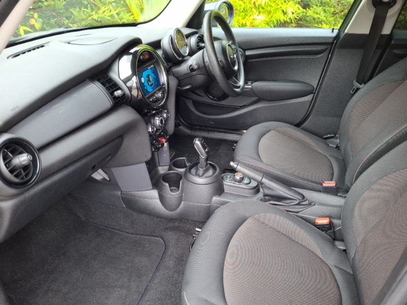 Used MINI Cooper 2019 for sale - 76606279: Photo 5