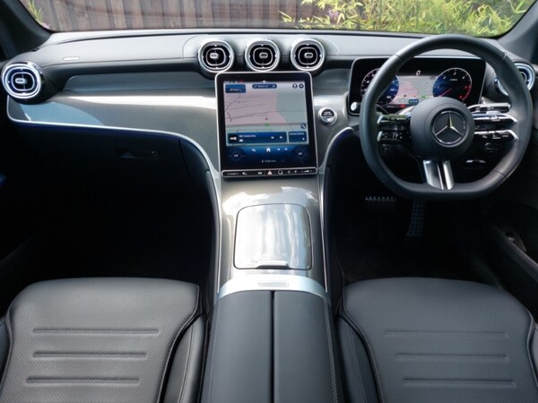 Used Mercedes-Benz GLC 2024 for sale - 75357764: Photo 2