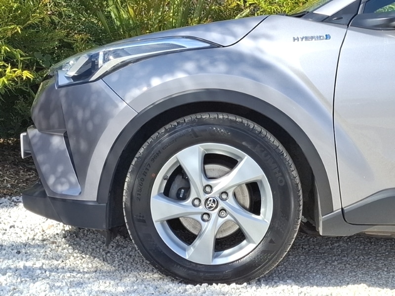 Used Toyota C-HR 2019 for sale - 78183909: Photo 12