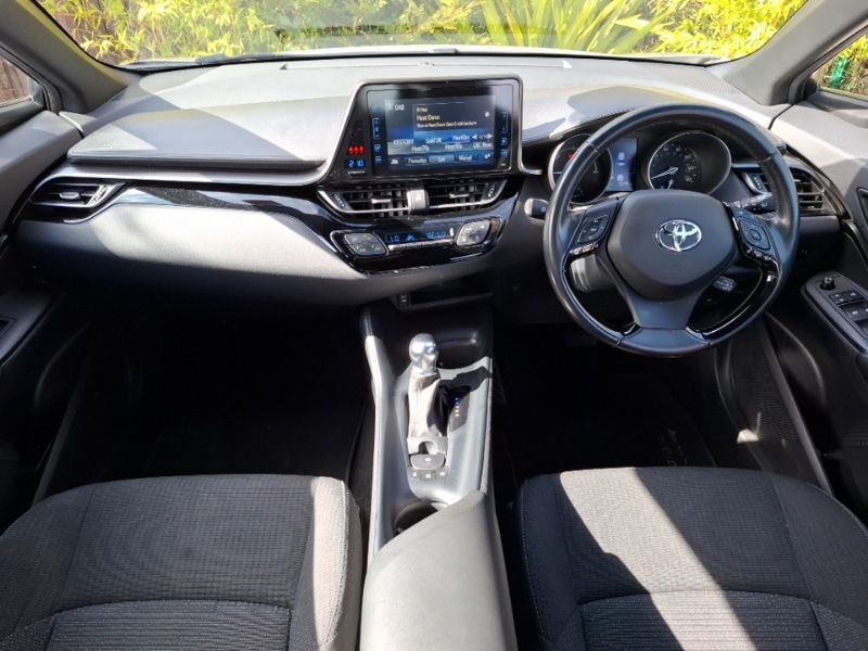 Used Toyota C-HR 2019 for sale - 78183909: Photo 2
