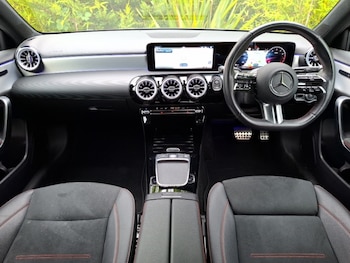 Used Mercedes-Benz A-Class 2024 for sale - 76150887: Photo 2