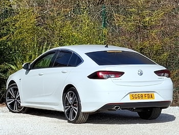 Used Vauxhall Insignia 2018 for sale - 78079772: Photo