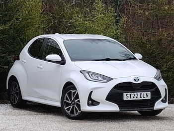Used Toyota Yaris 2022 for sale - 77782368: Photo