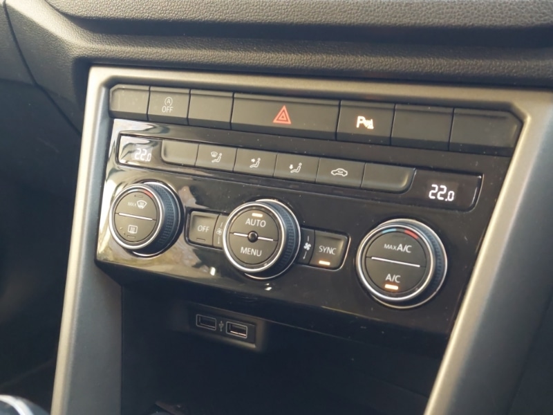 Used Volkswagen T-Roc 2020 for sale - 77281558: Photo 14