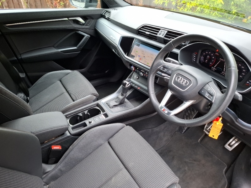 Used Audi Q3 2019 for sale - 76331666: Photo 10