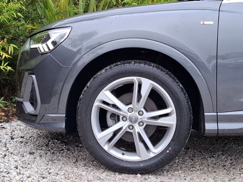 Used Audi Q3 2019 for sale - 76331666: Photo 12