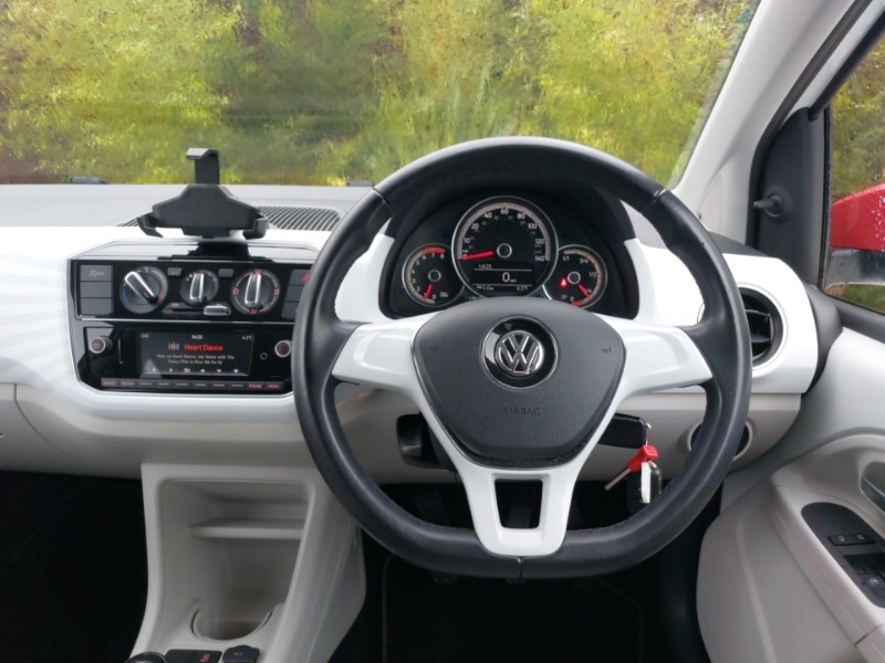 Used Volkswagen up! 2019 for sale - 77536710: Photo 7