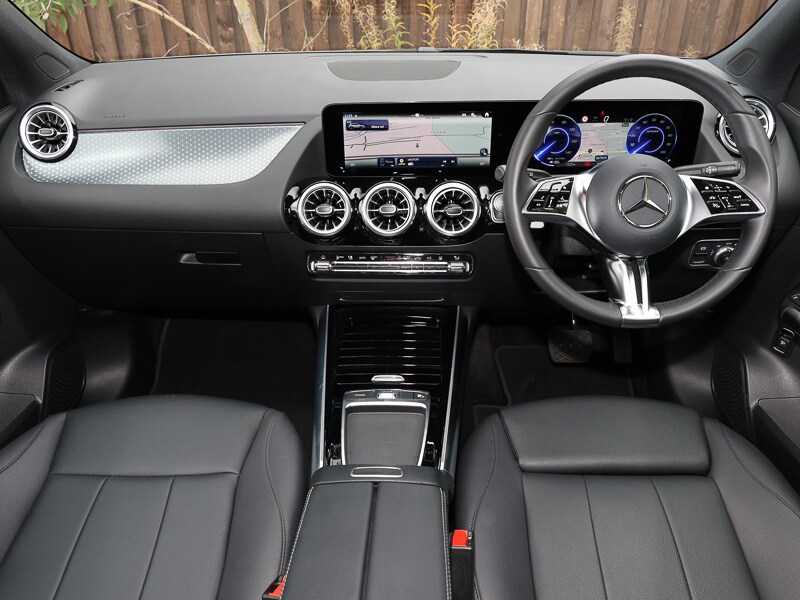 Used Mercedes-Benz EQA 2024 for sale - 76199556: Photo 4