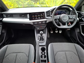 Used Audi A1 2023 for sale - 76254755: Photo 2