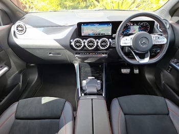 Used Mercedes-Benz GLA 2023 for sale - 78478283: Photo