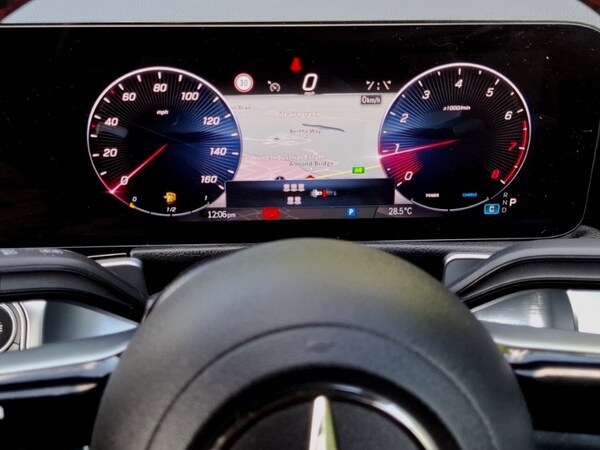 Used Mercedes-Benz GLB 2024 for sale - 75702225: Photo 11