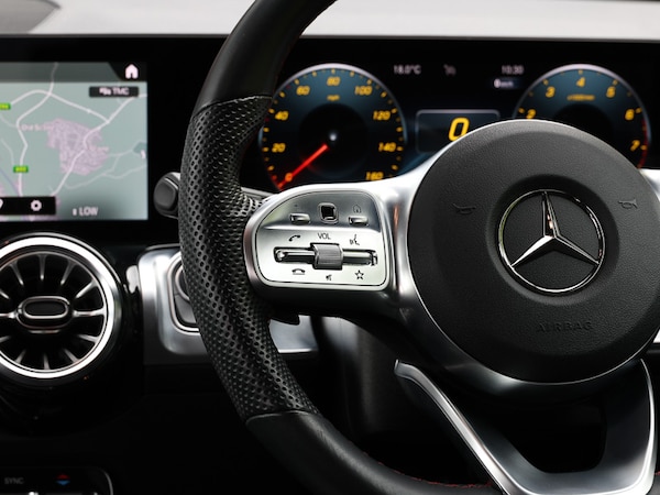 Used Mercedes-Benz GLB 2022 for sale - 75663928: Photo 9