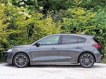 Used Ford Focus 2023 for sale - 78778104: Photo