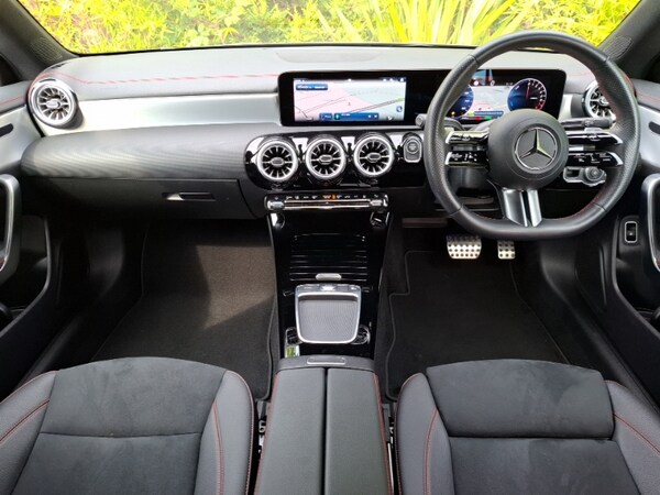 Used Mercedes-Benz CLA 2024 for sale - 75603516: Photo 2