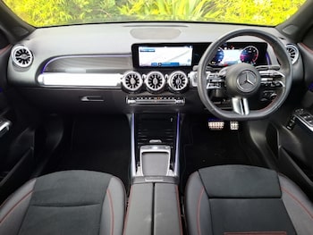 Used Mercedes-Benz GLB 2024 for sale - 76834420: Photo