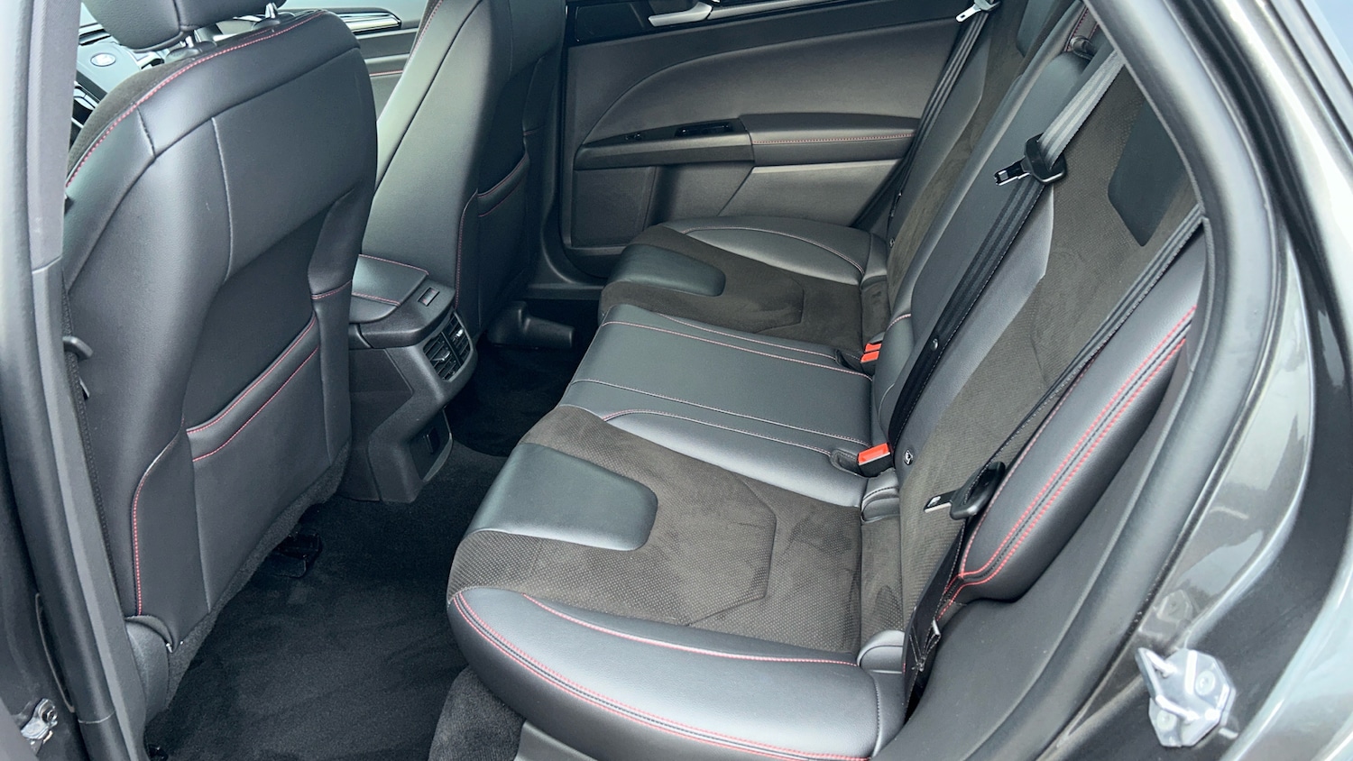 Used Ford Mondeo 2021 for sale - 77220705: Photo 16