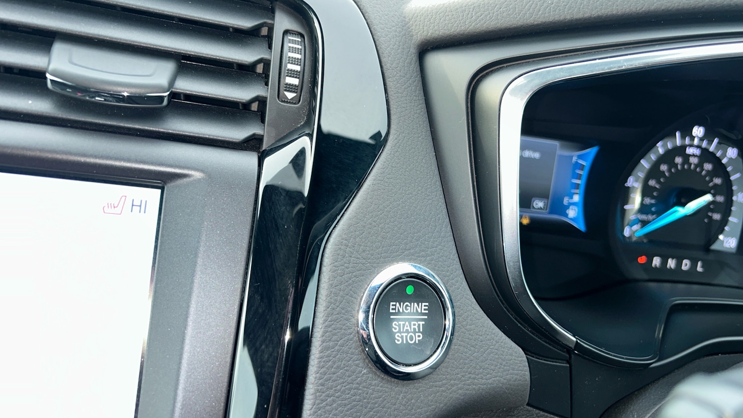 Used Ford Mondeo 2021 for sale - 77220705: Photo 45