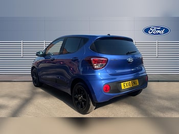 Used Hyundai i10 2018 for sale - 79017592: Photo