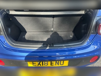 Used Hyundai i10 2018 for sale - 79017592: Photo