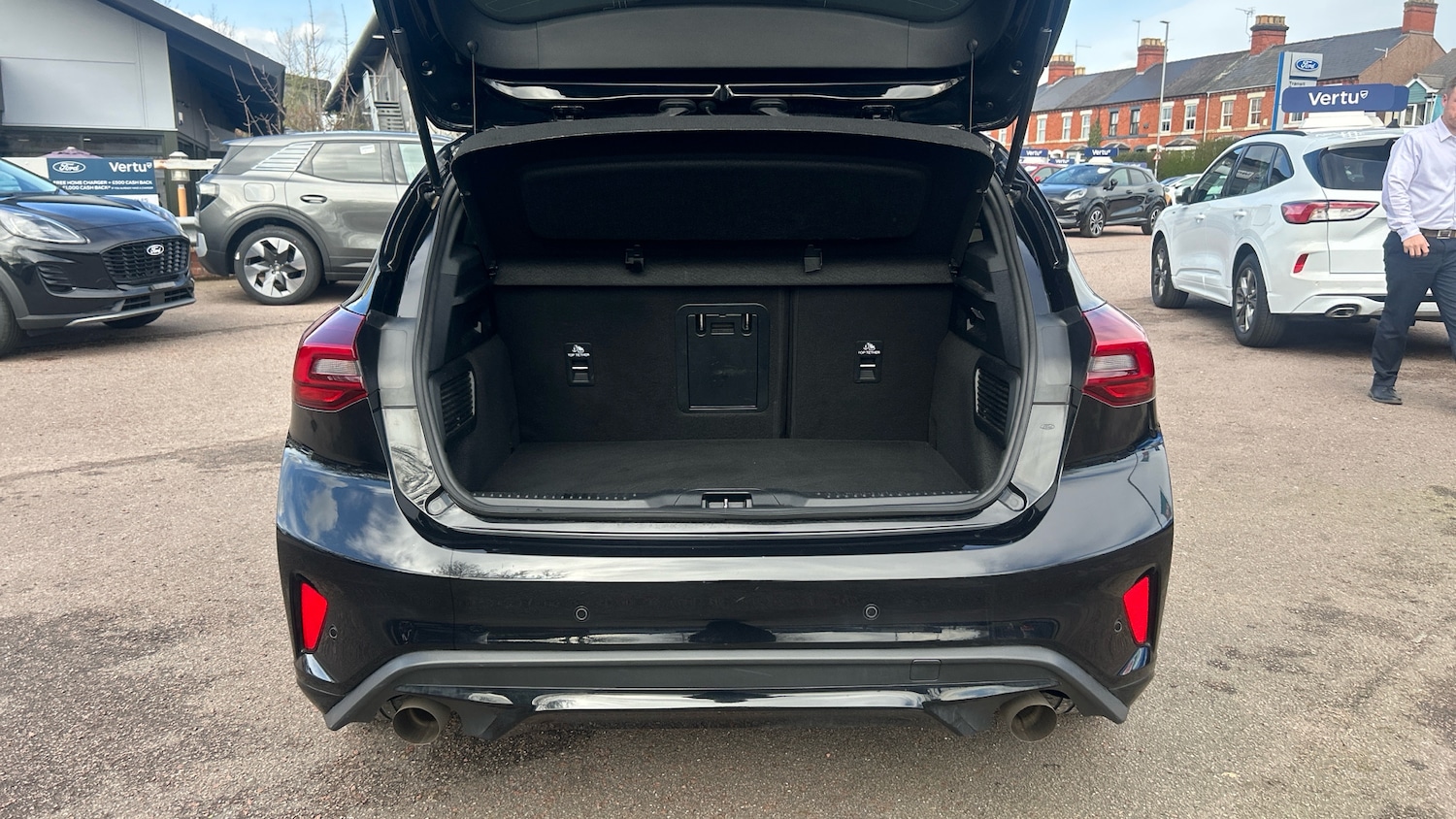 Used Ford Focus 2023 for sale - 78038544: Photo 4