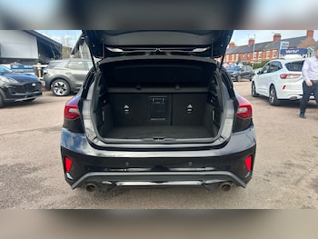 Used Ford Focus 2023 for sale - 78038544: Photo