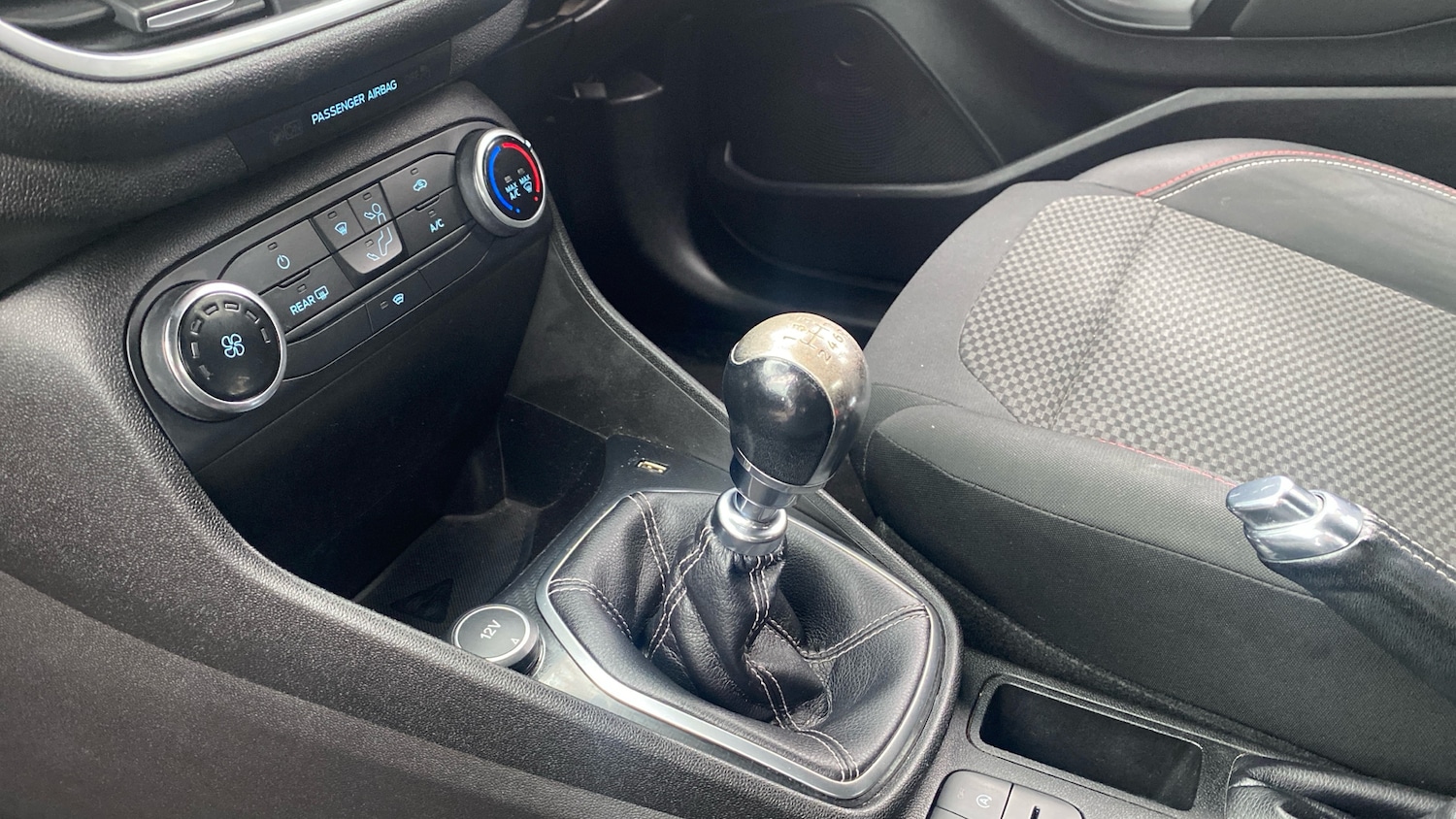 Used Ford Fiesta 2018 for sale - 77258057: Photo 13