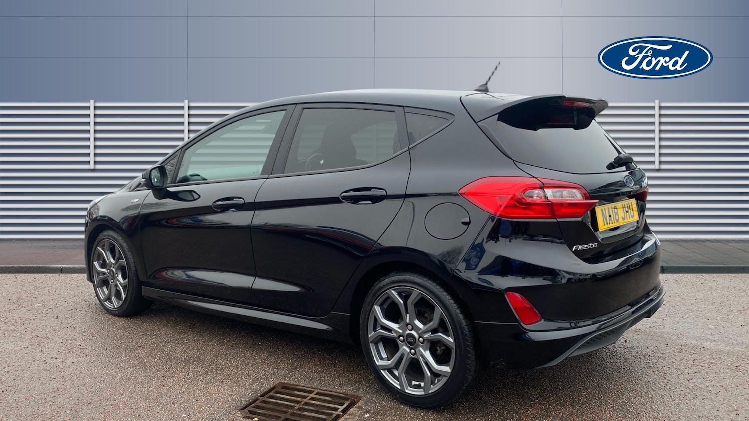 Used Ford Fiesta 2018 for sale - 77258057: Photo 2