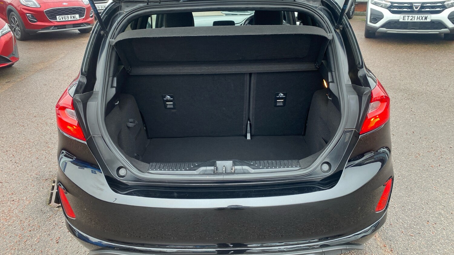 Used Ford Fiesta 2018 for sale - 77258057: Photo 4