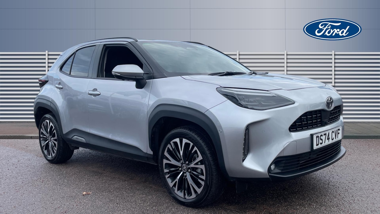 Used Toyota Yaris Cross 2024 for sale - 76844760: Photo 1