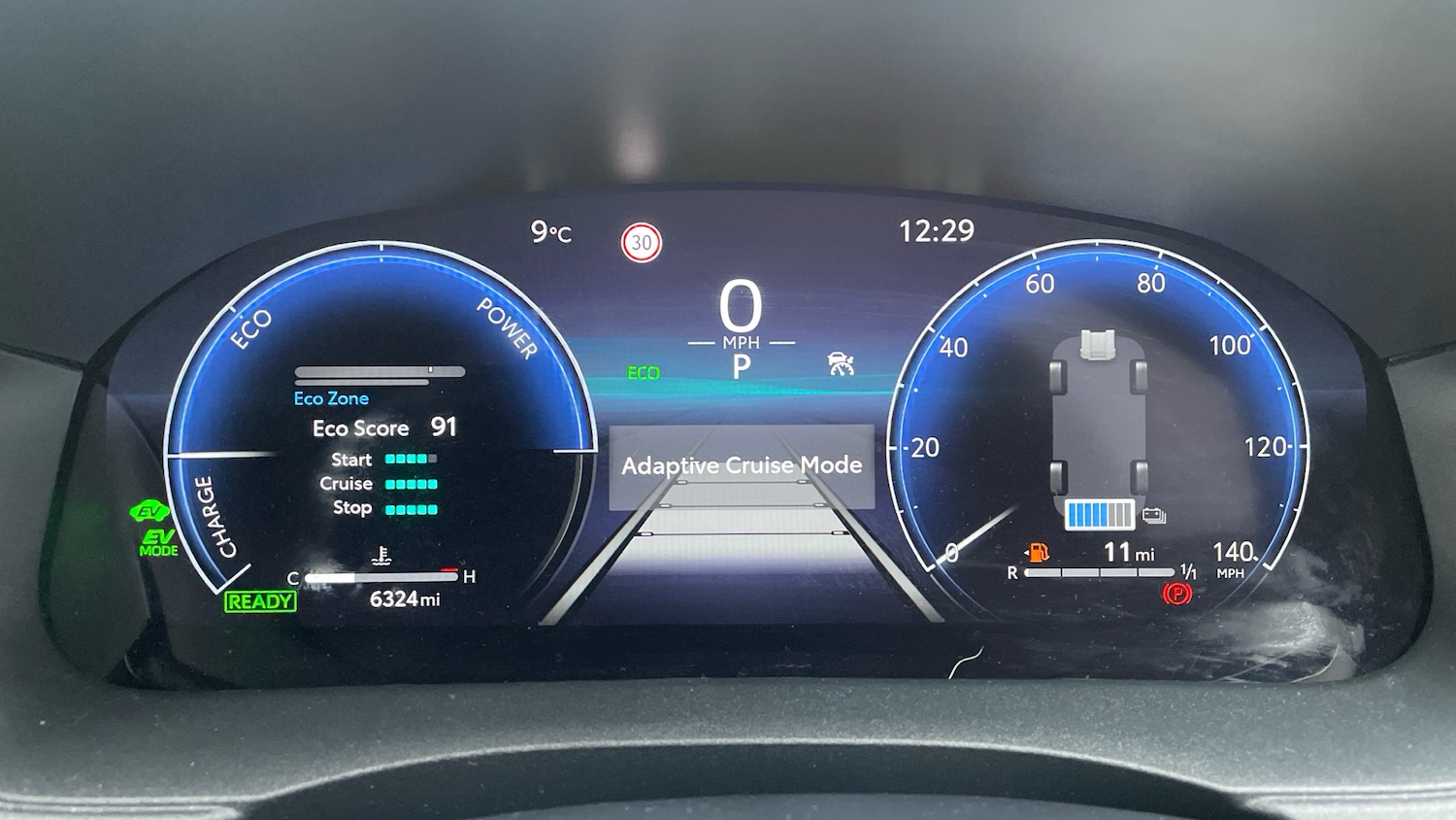 Used Toyota Yaris Cross 2024 for sale - 76844760: Photo 18