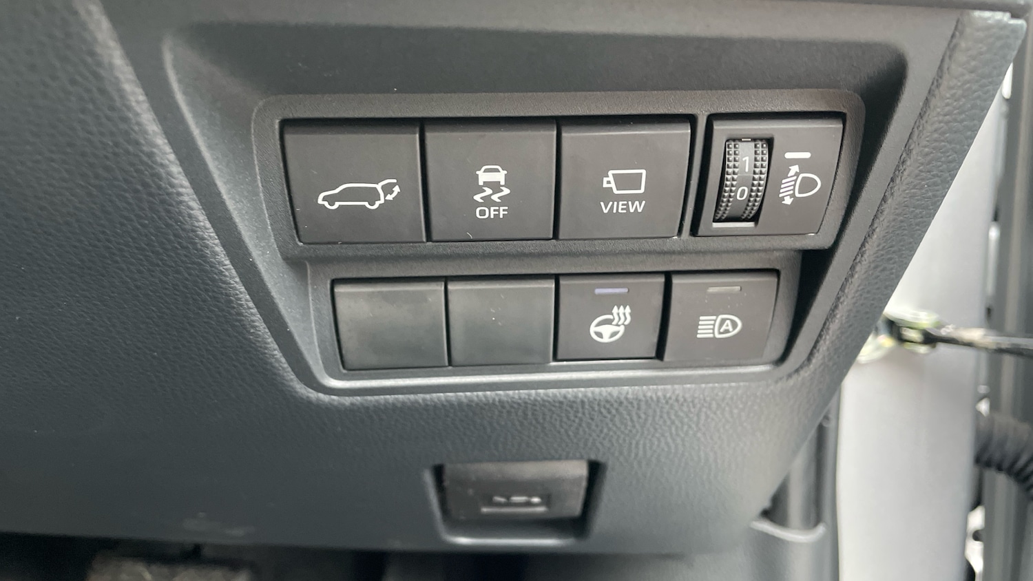 Used Toyota Yaris Cross 2024 for sale - 76844760: Photo 24