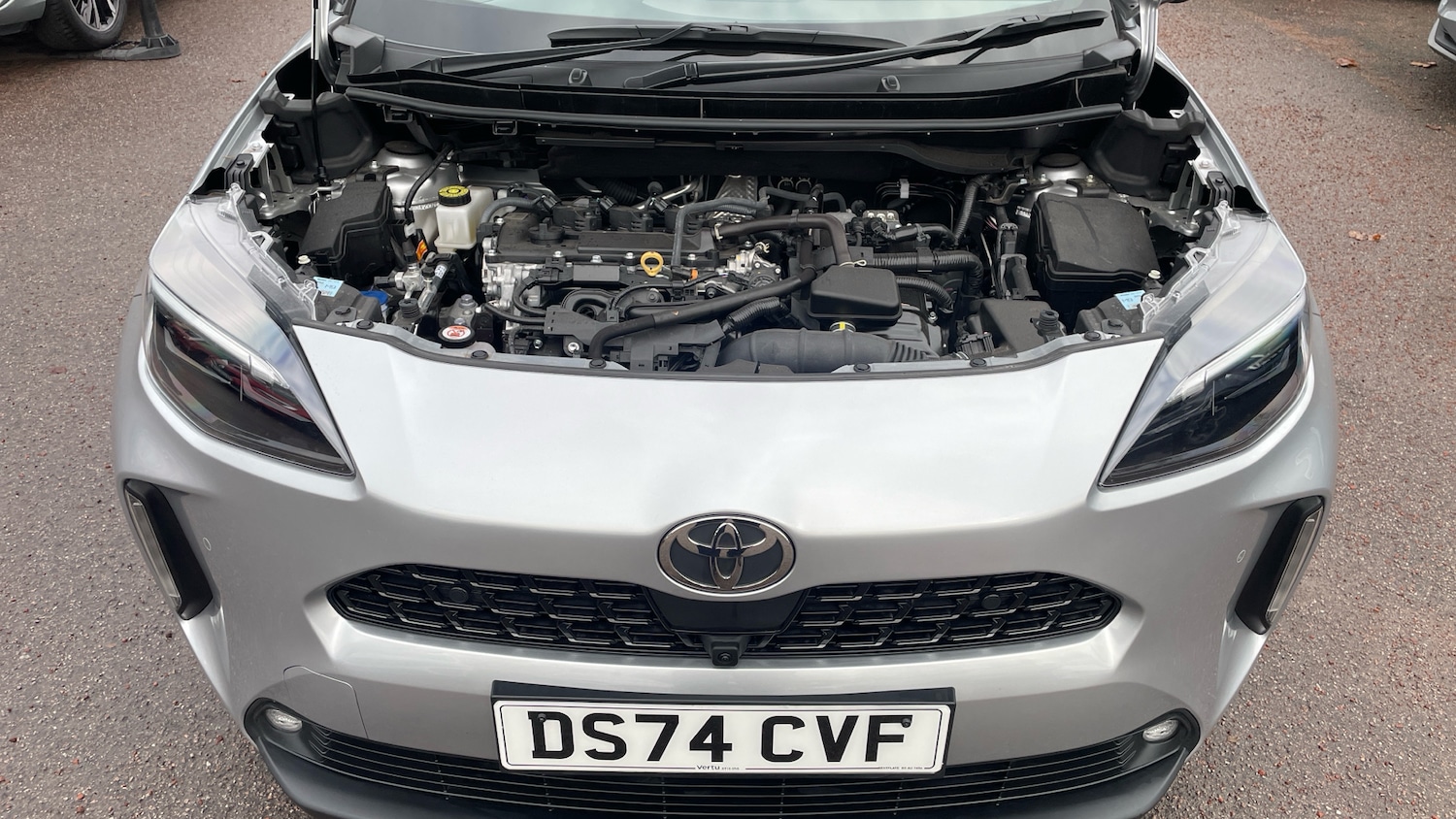 Used Toyota Yaris Cross 2024 for sale - 76844760: Photo 8