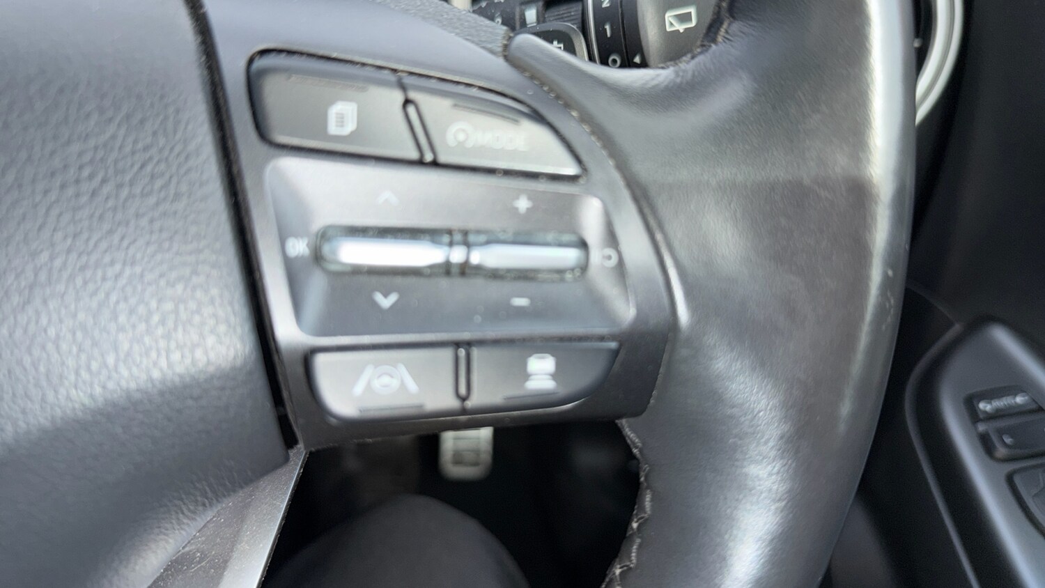 Used Hyundai KONA 2023 for sale - 78199438: Photo 36