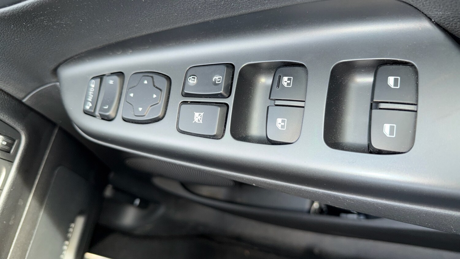 Used Hyundai KONA 2023 for sale - 78199438: Photo 38