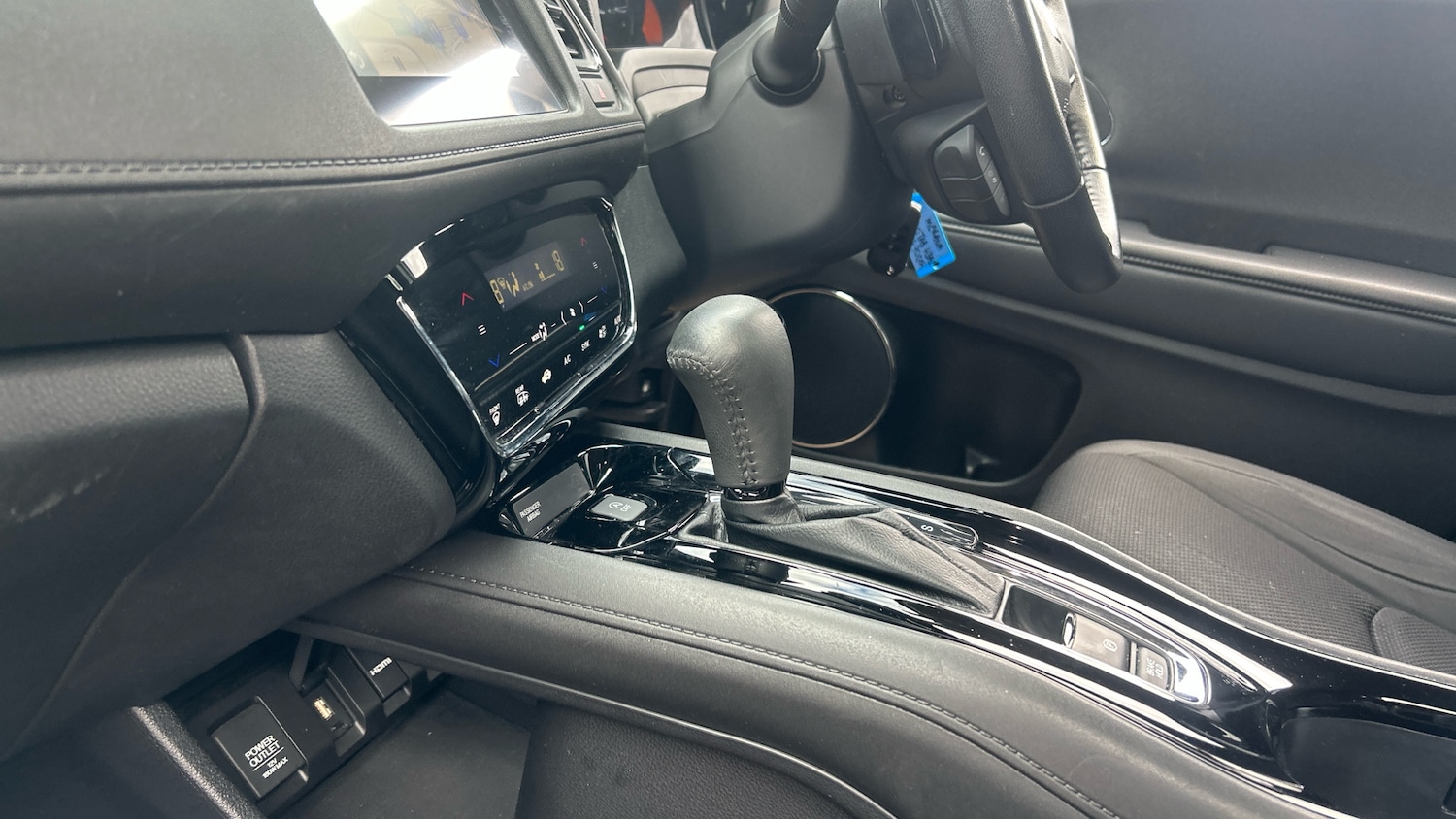 Used Honda HR-V 2020 for sale - 76352043: Photo 13