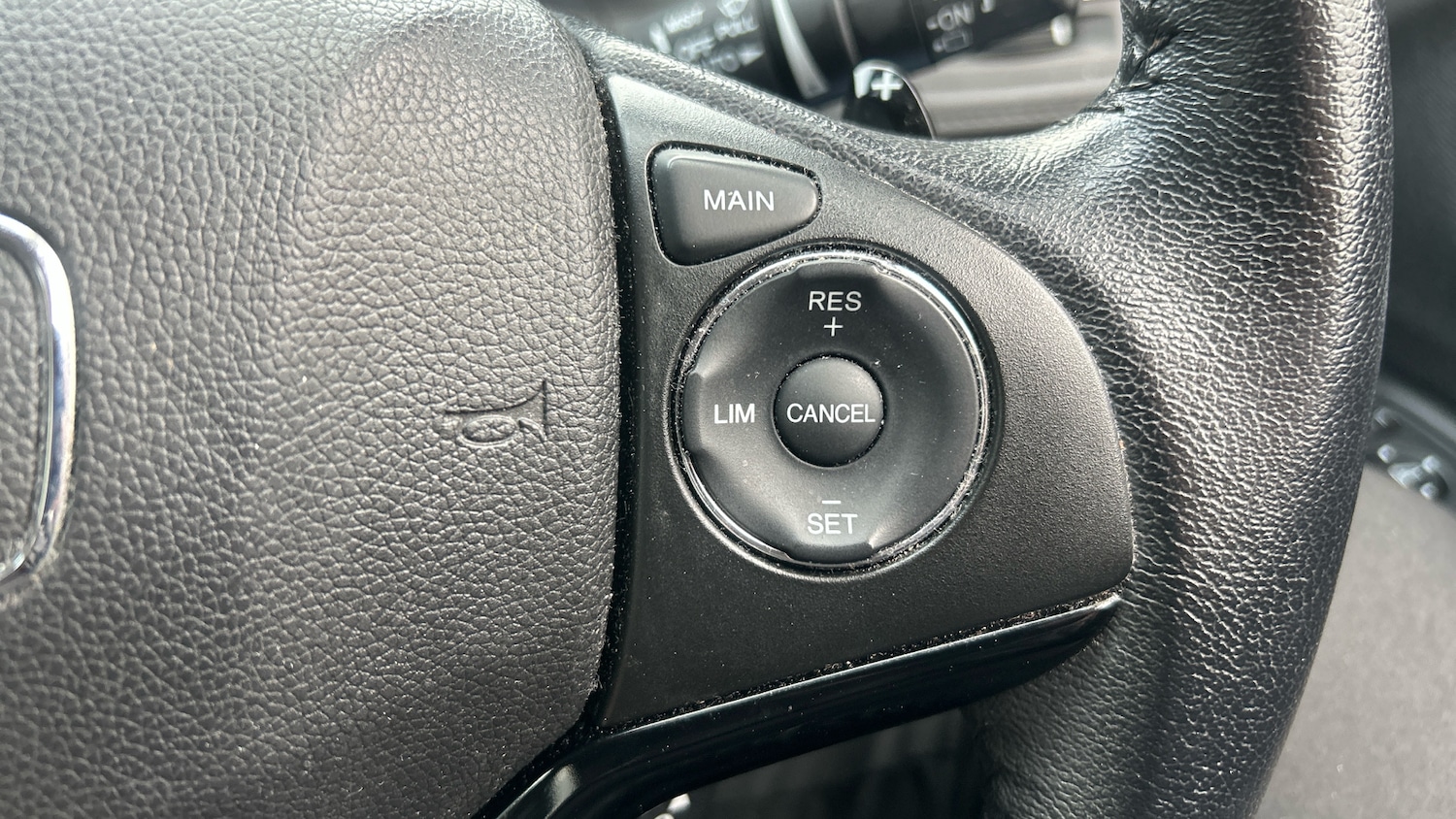 Used Honda HR-V 2020 for sale - 76352043: Photo 26