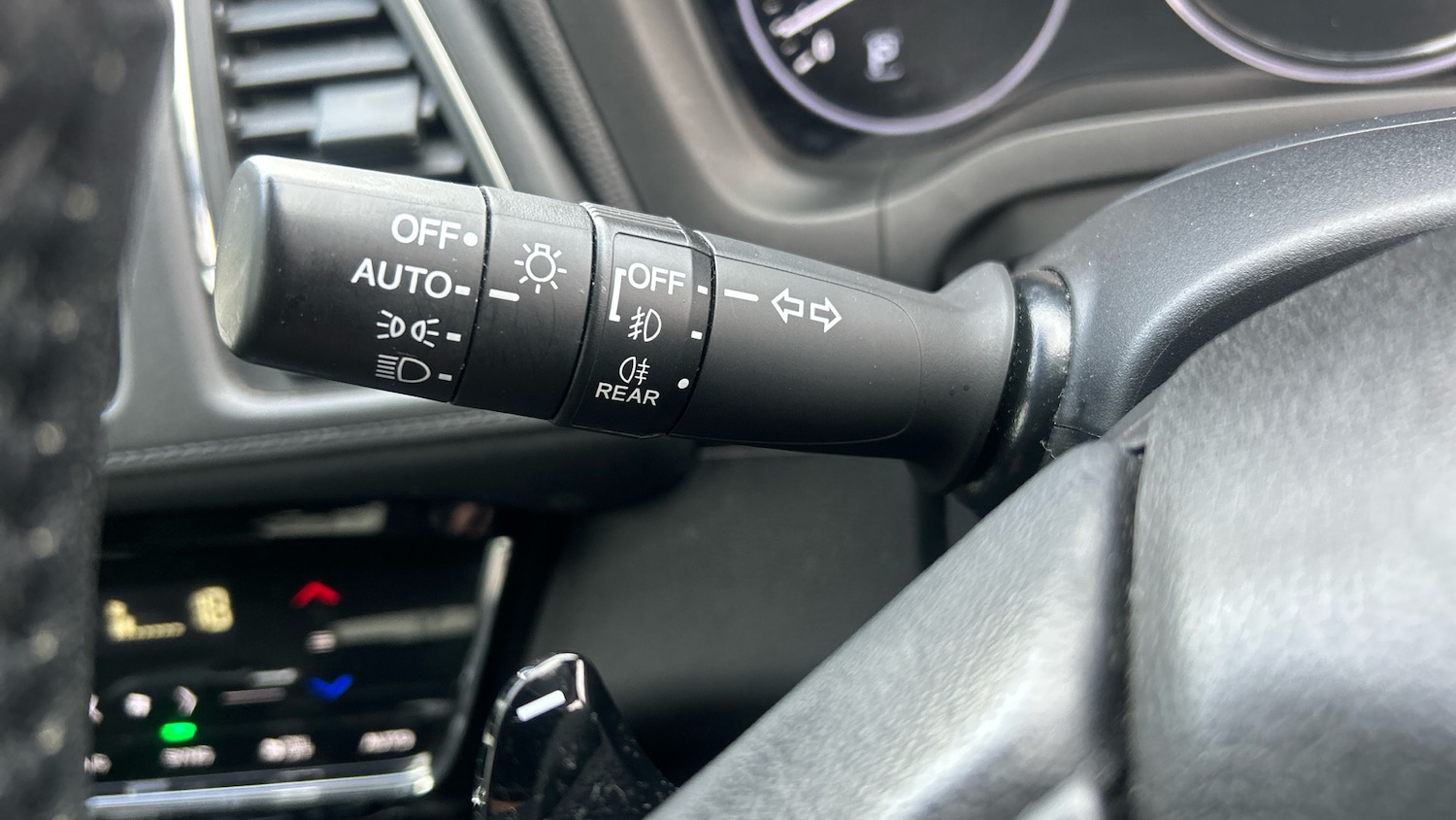 Used Honda HR-V 2020 for sale - 76352043: Photo 32