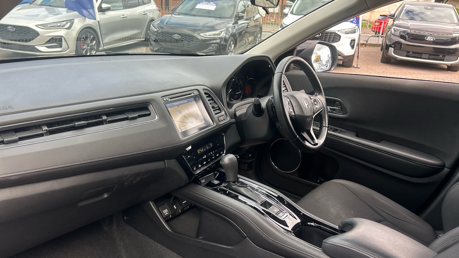 Used Honda HR-V 2020 for sale - 76352043: Photo 9