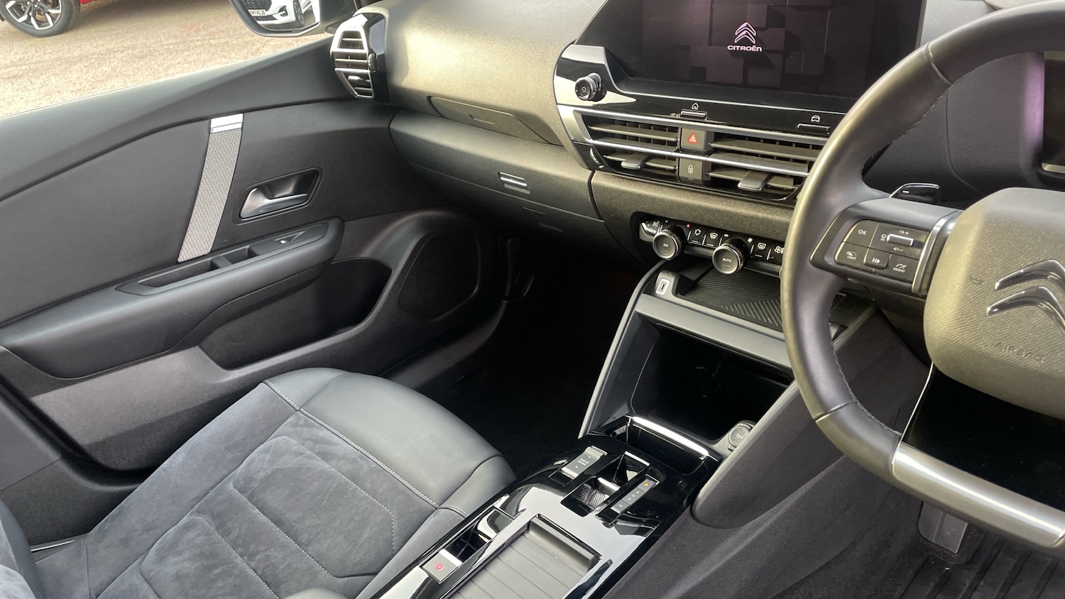 Used Citroen C4 2023 for sale - 77979847: Photo 14