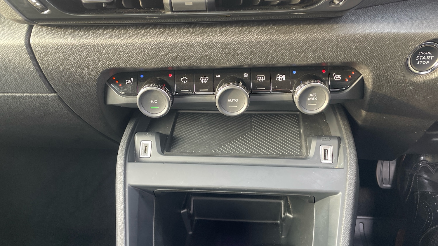 Used Citroen C4 2023 for sale - 77979847: Photo 28