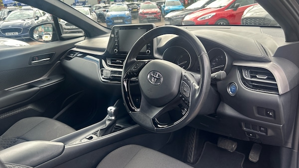 Used Toyota C-HR 2022 for sale - 76143096: Photo 11