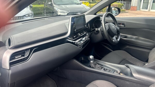 Used Toyota C-HR 2022 for sale - 76143096: Photo 9