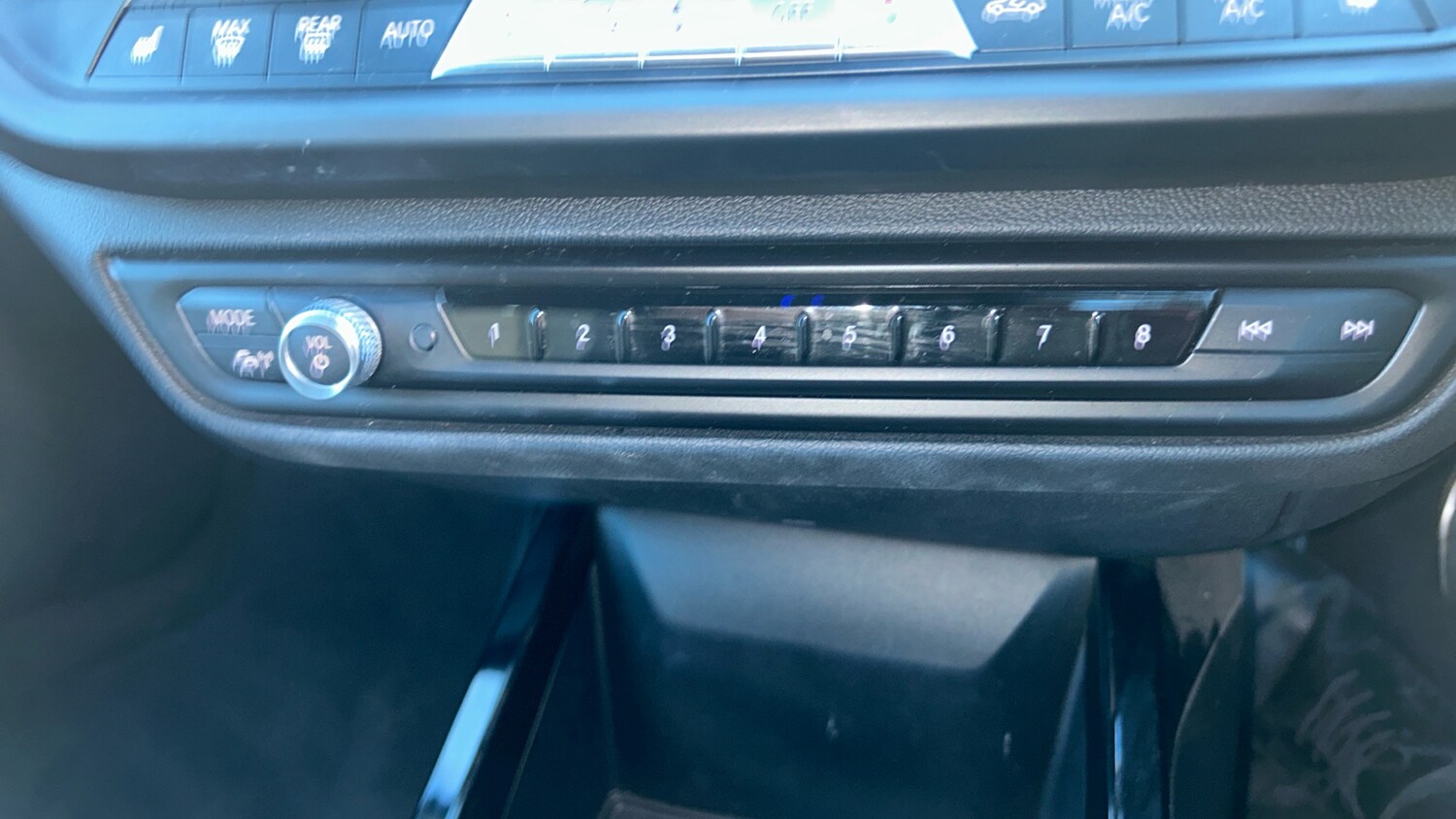 Used BMW 1 Series 2020 for sale - 76374305: Photo 28