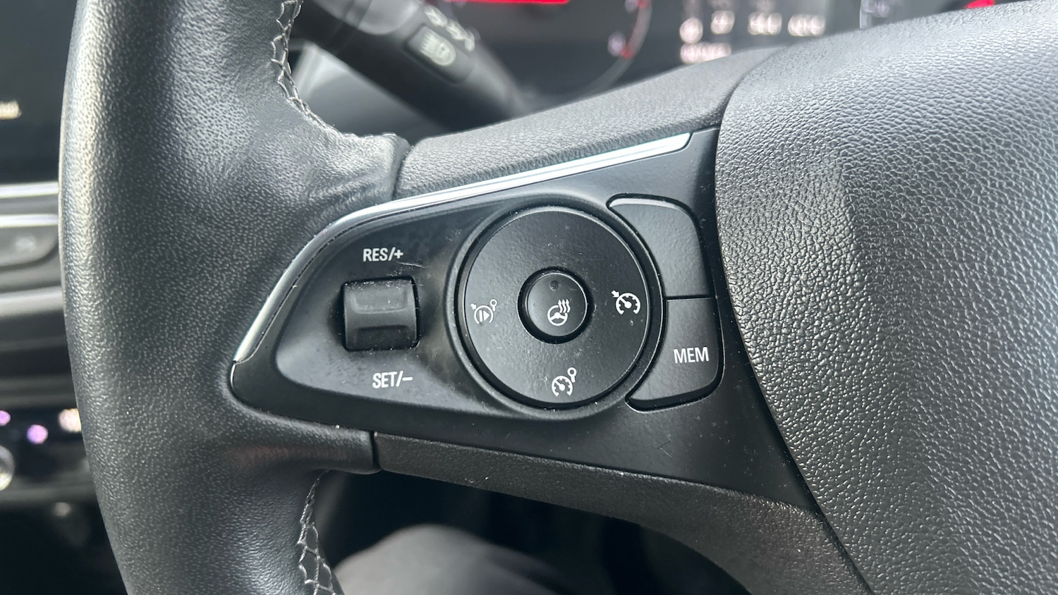 Used Vauxhall Crossland 2022 for sale - 77159107: Photo 30